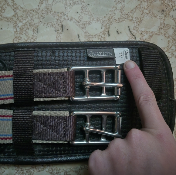 Ovation Airform Monoflap/Dressage Girth - Picture 2 of 5